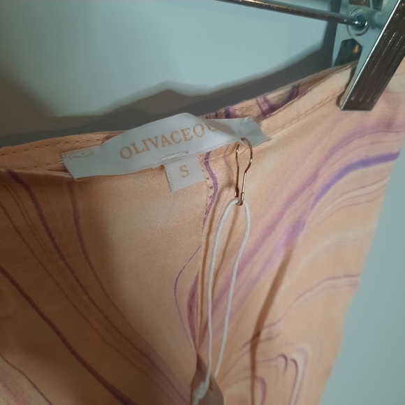 Olivaceous Peach and Purple Swirl Skirt With Right Sided Slit - Picture 5 of 5